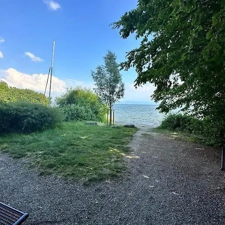 Sonnige Penthousewohnung - Ruhig Und Mit Seeblick Friedrichshafen Exterior photo