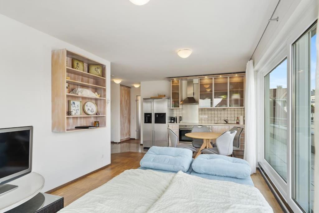 Apartment Sonnige Penthousewohnung - Ruhig Und Mit Seeblick *