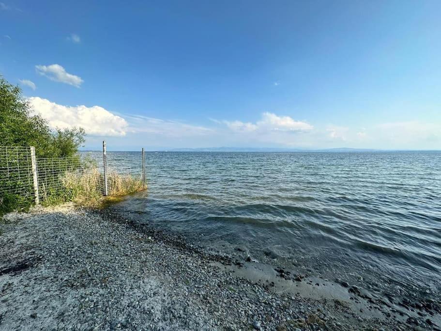 Sonnige Penthousewohnung - Ruhig Und Mit Seeblick Apartment